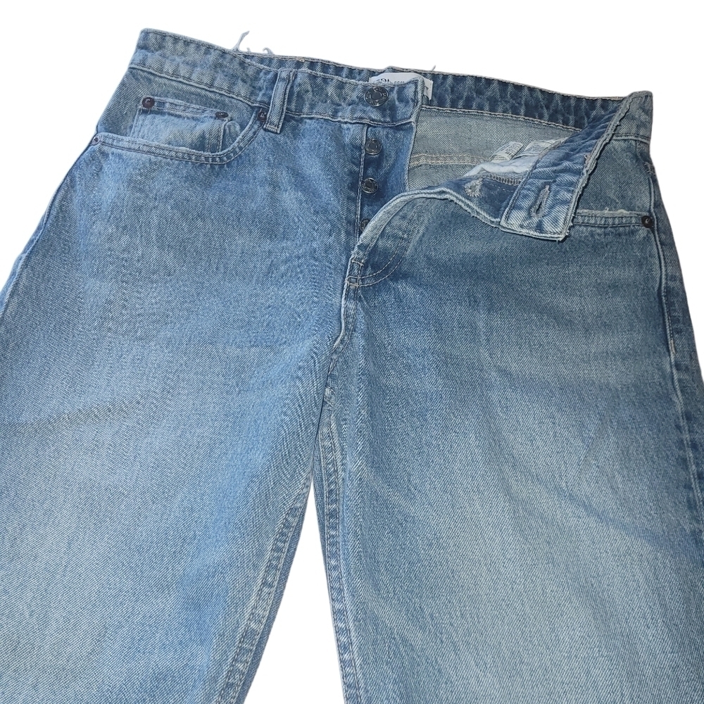 Zara Light Wash Denim Jeans Size 6
